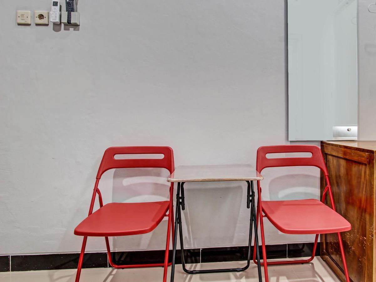Oyo 91686 Triple S Hotel Malioboro Jogjakarta Buitenkant foto